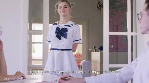 Blonde student seduces teacher to pass exam