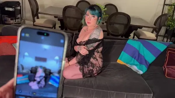 Photos Turns to Sex with Moms Friend the Milf next Door